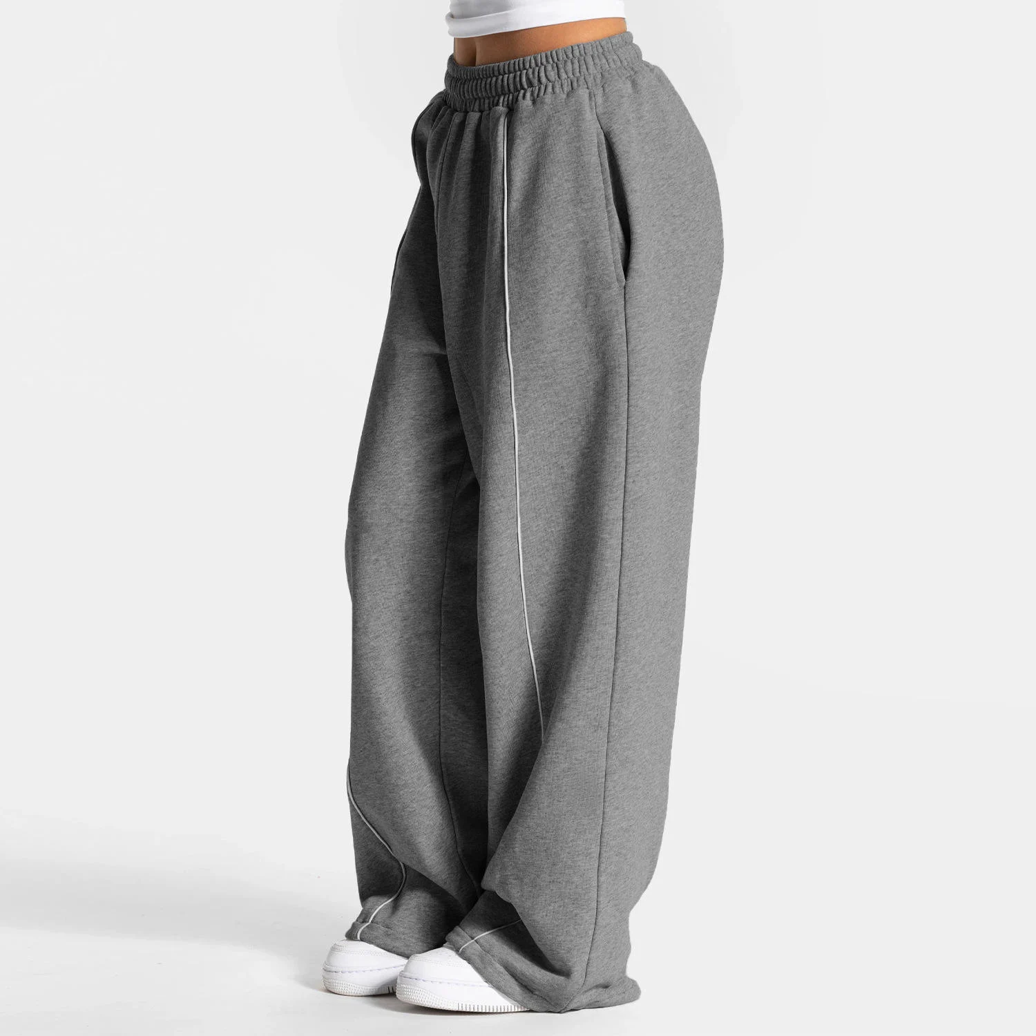 New Arrival Women's Yoga Pants Support Custom Logo Quick Dry Loose Straight Leg Sports Trousers Breathable for Fitness Workout