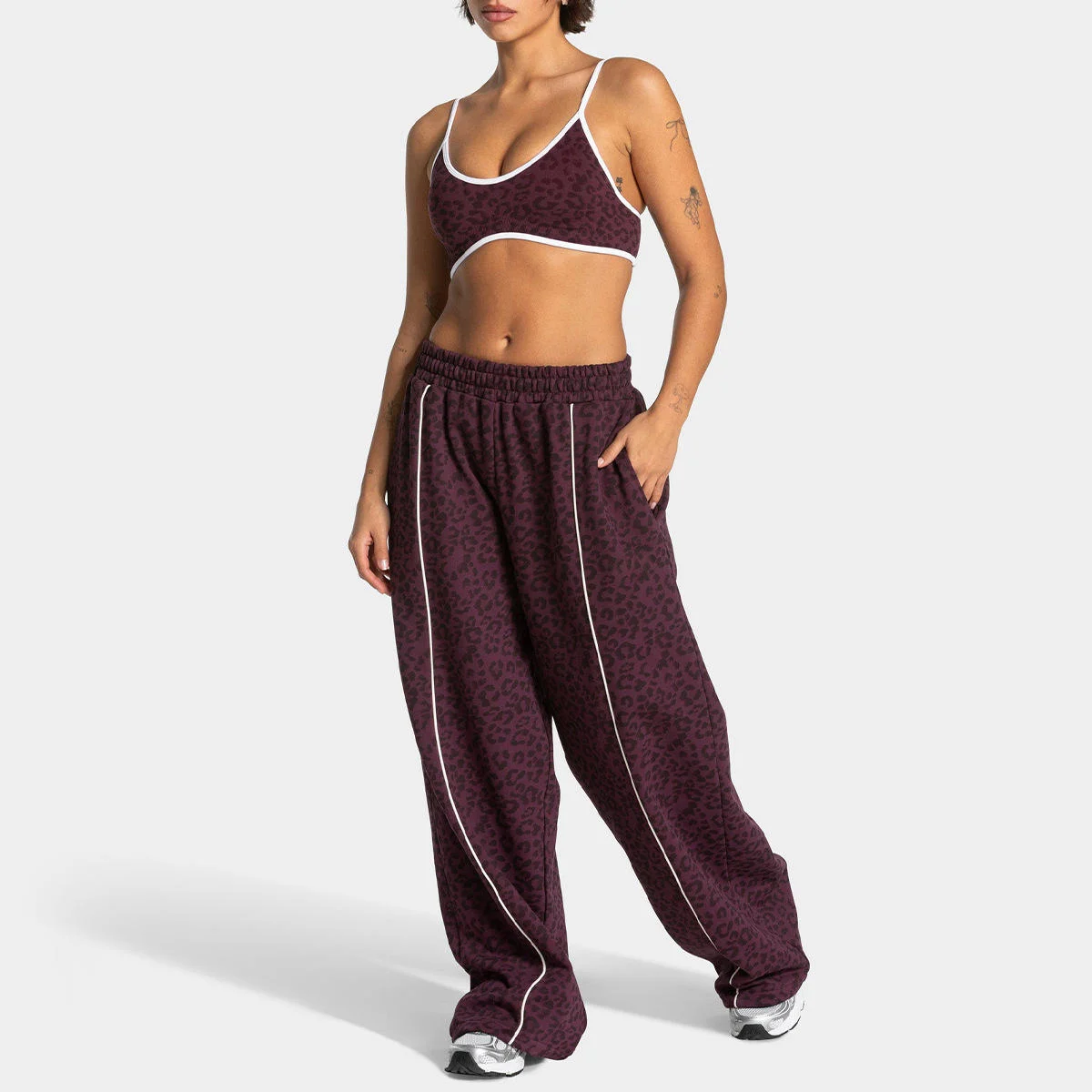 New Women's Leopard Print Activewear Sets Yoga Bra and High Waist Legging Sets Seamless Butt Lifting for Workout Gym Sports Sets