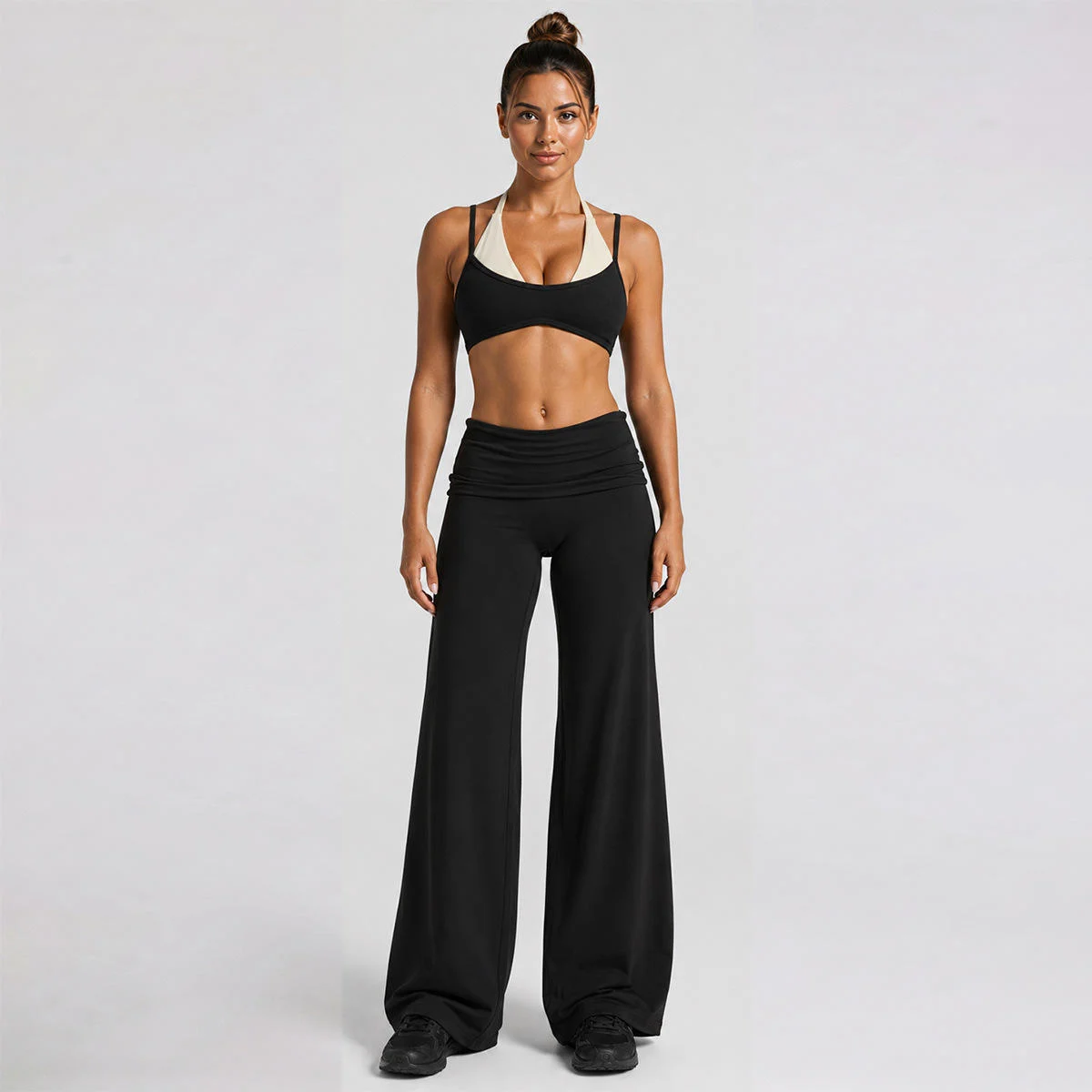 Women Contrasting Color Built-in Halter Yoga Bra Two-piece Design Running Gym Activewear Breathable High Support Beautiful Back